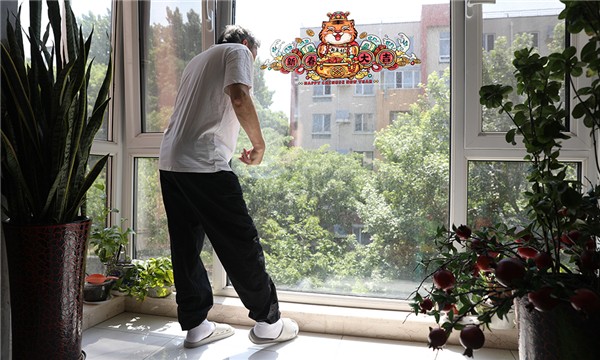 新松穿戴式外骨骼，引領(lǐng)全場(chǎng)景康復(fù)運(yùn)動(dòng)新紀(jì)元